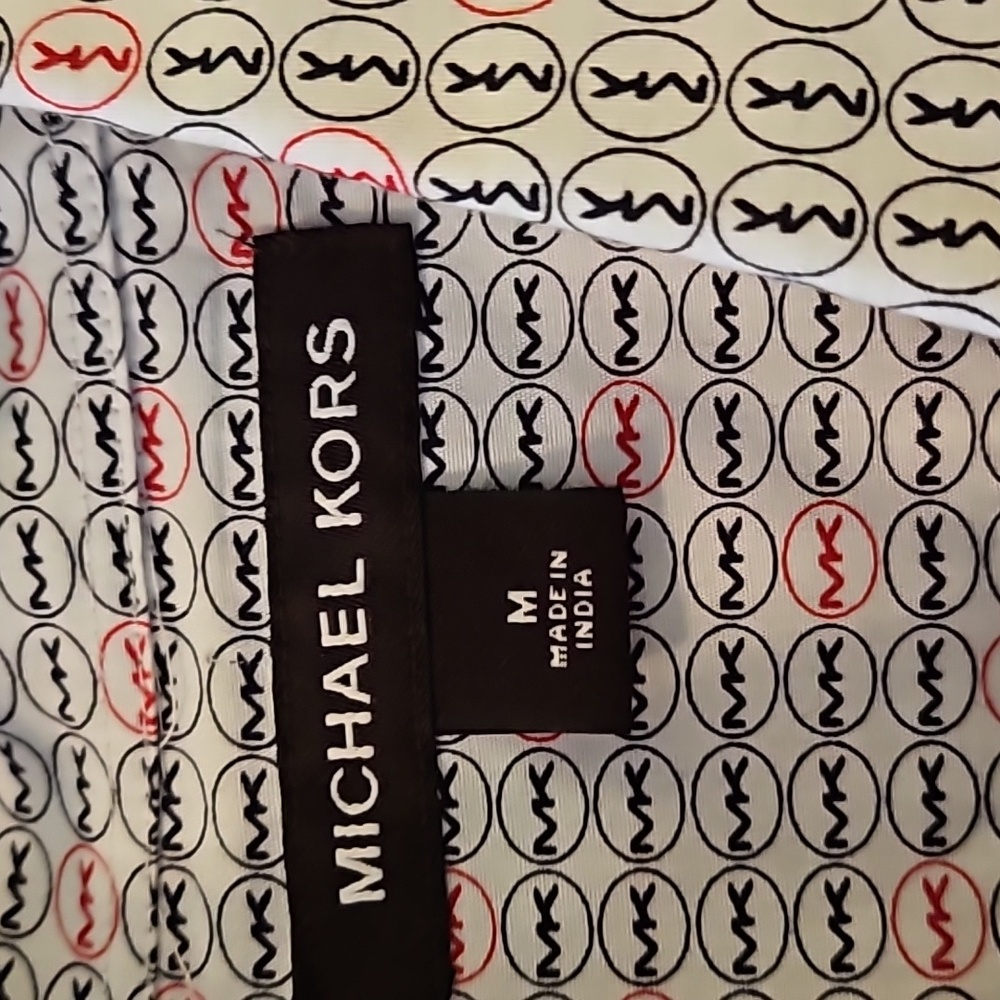 MK Logo Causal Button-down - Picture 6 of 7
